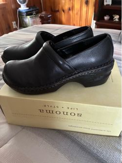 Clogs