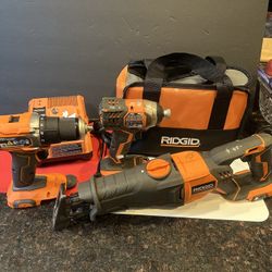 RIDGID Impact Driver, Drill/Driver, Reciprocating Saw, Charger & Bag, All In Good Working Condition 