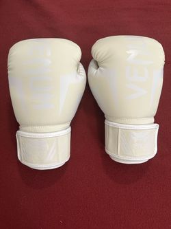 (New) Venum Elite Boxing/MMA Gloves 16oz.