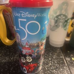 Walt Disney World 50th Anniversary Resort Travel Mug Refillable Parks Cup Lid