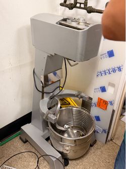 Free dough machine