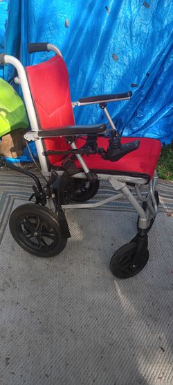 Travel buggy wheelchair