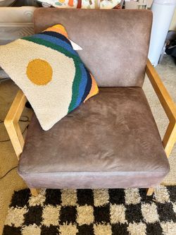 Mid Century Modern Accent Chair Wood Frame Taupe Suede MCM