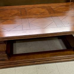 Beatiful Oversized Coffee Table By STANLEY