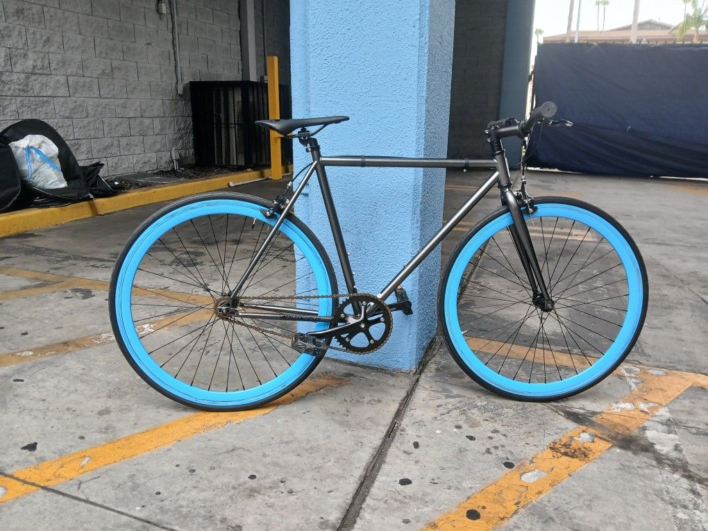 Golden Cycles Fixie Bike