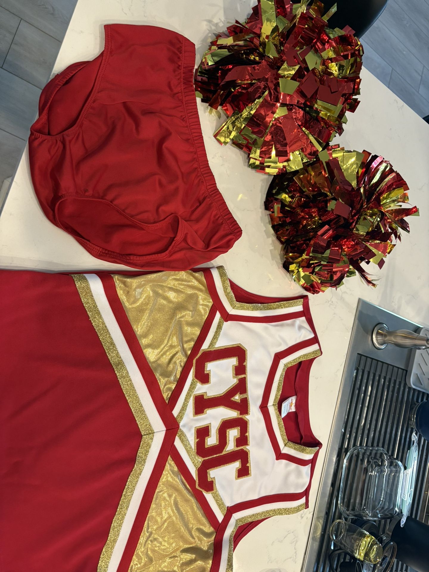 Cysc Cheer Shirt And Pom Poms