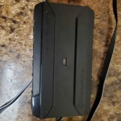 Thermaltake Commander FP Fan Hub 10-Port PWM SATA Powered Compact Size for PCs