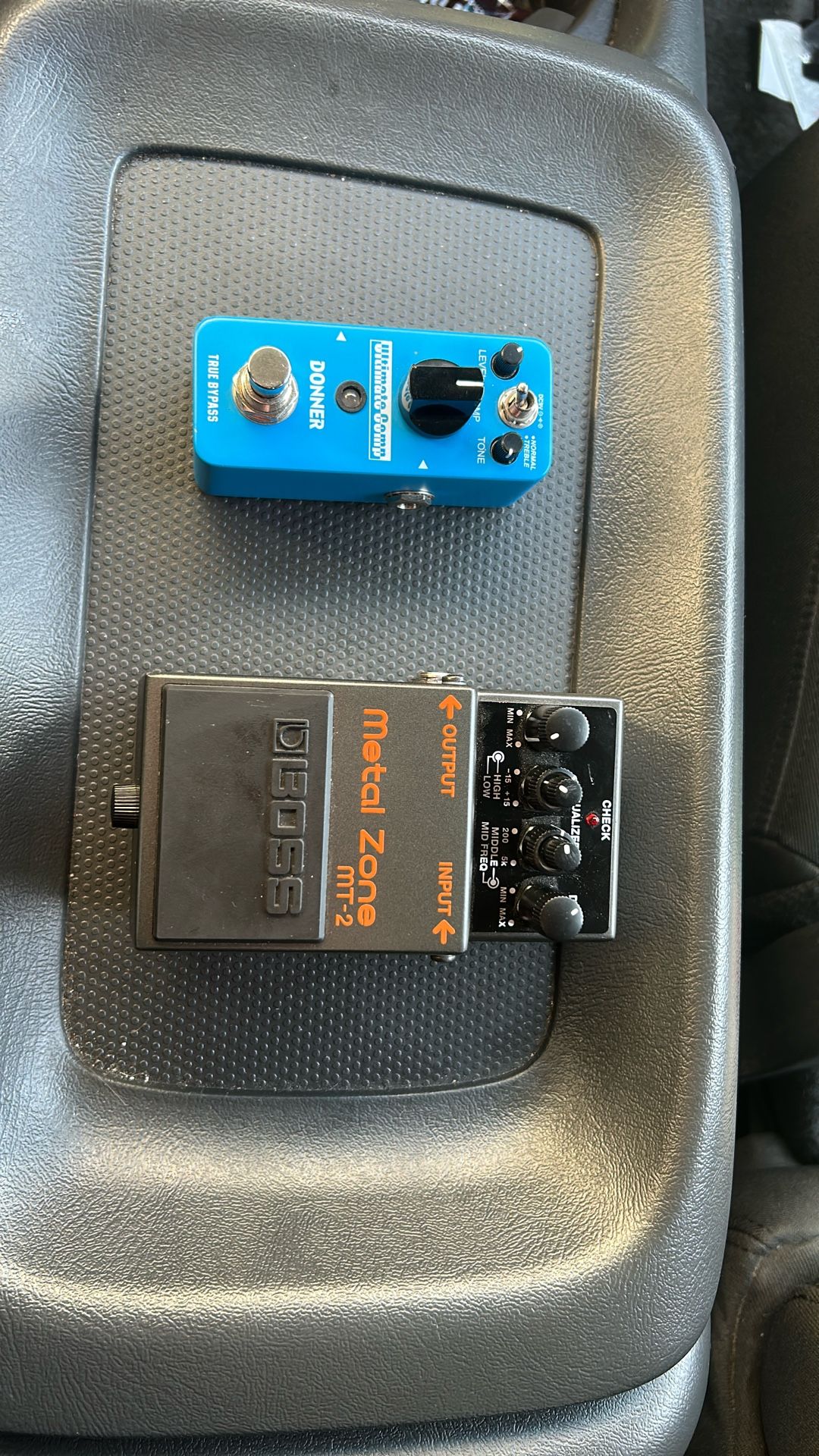 Boss Metal Zone Mt-2 And Donner Compressor Slightly Used