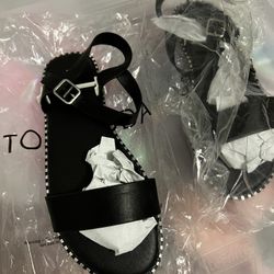 Women sandals