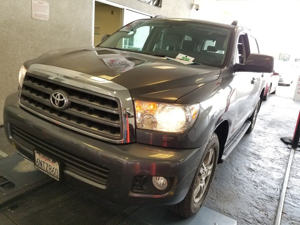 2011 Toyota Sequoia