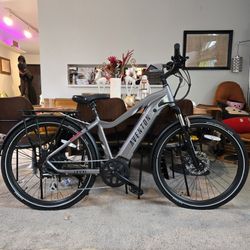 Electric Bike E-bike Aventon 