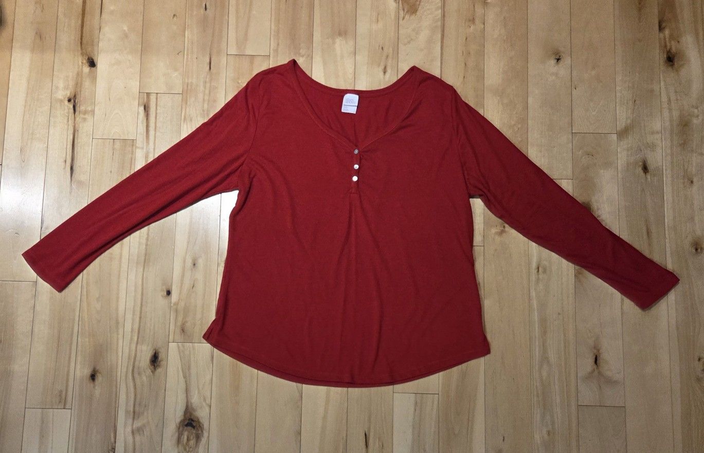 NEW Stars Above Womens Red Top (XXL)