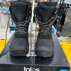 Totes Men Snow Boots 