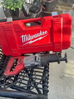 milwaukee saw tool