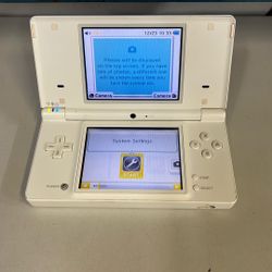 Nintendo DSi With Charger 