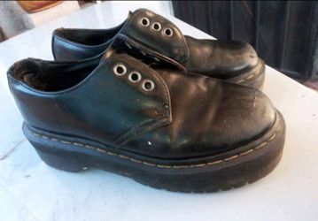 Dr Martens 1461 smooth leather platform shoes