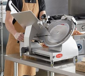 Meat slicer