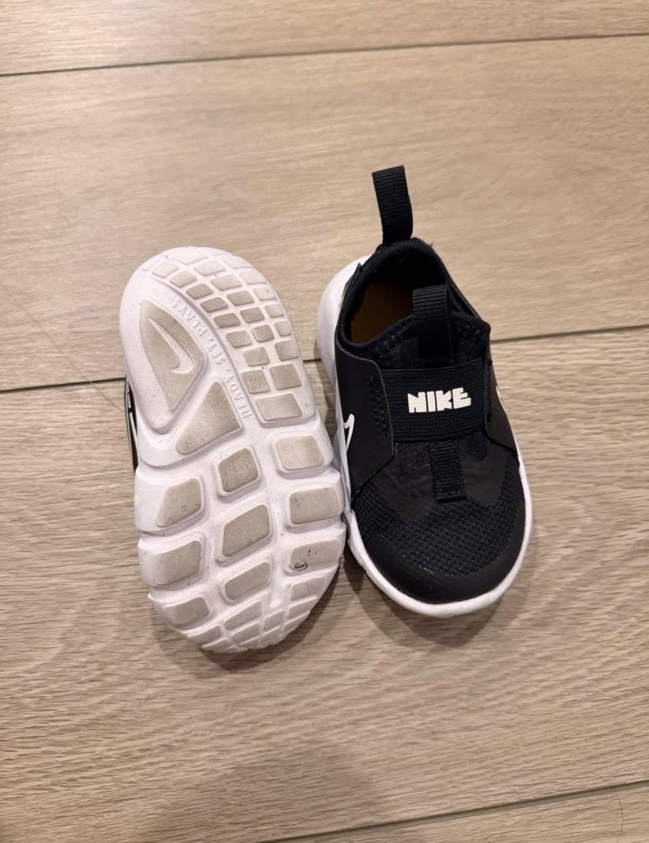 Nike toddler shoes 5c