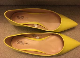 Prabal Gurung flats