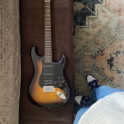Squier by Fender, Affinity Stratocaster Electric Guitar - Sunburst