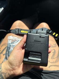 nikon camera battery and accessories