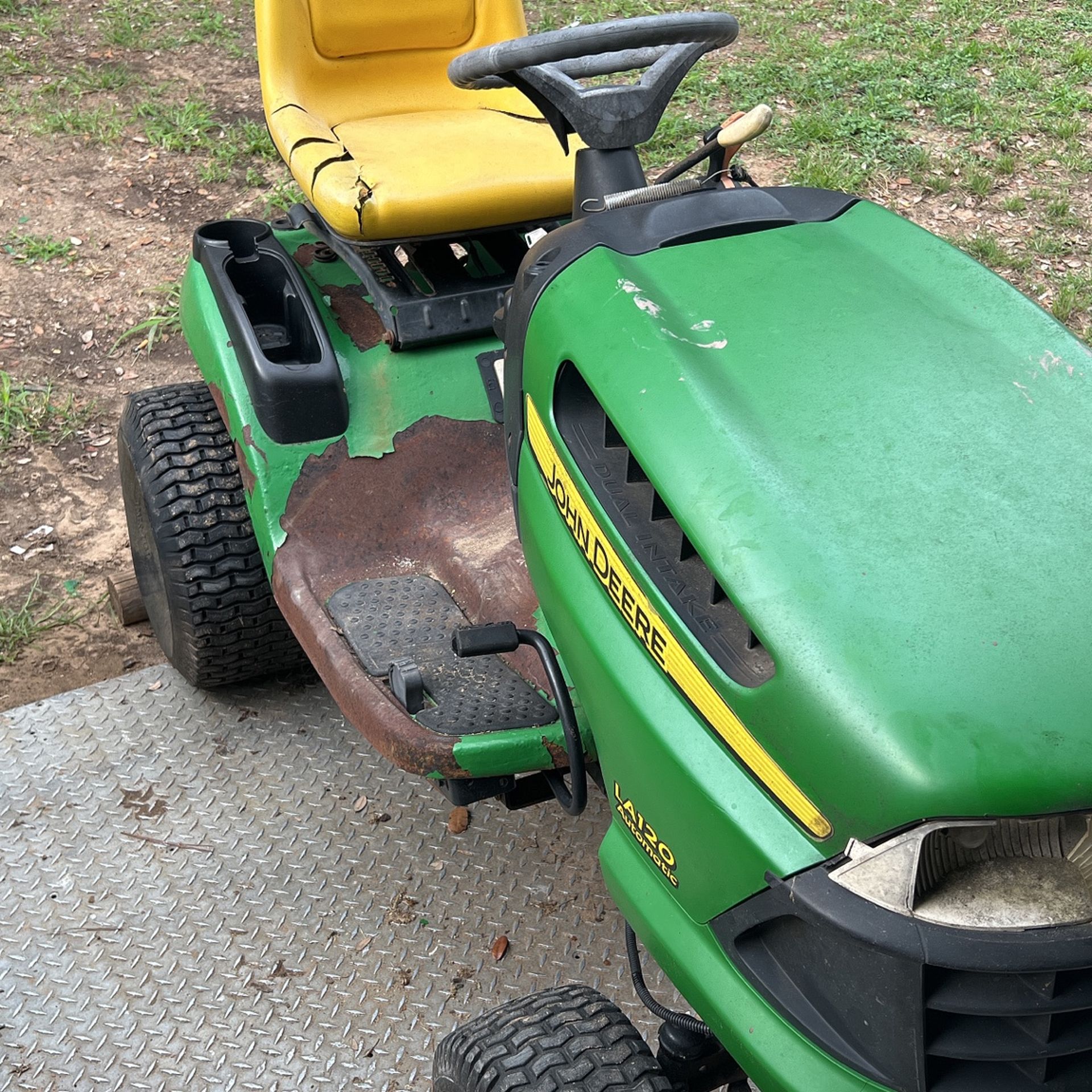 John Deer Mower 2 for Sale in Pleasanton, TX OfferUp
