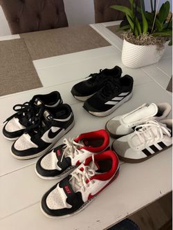 Size 2 de niño todos por $85 son 4 pares