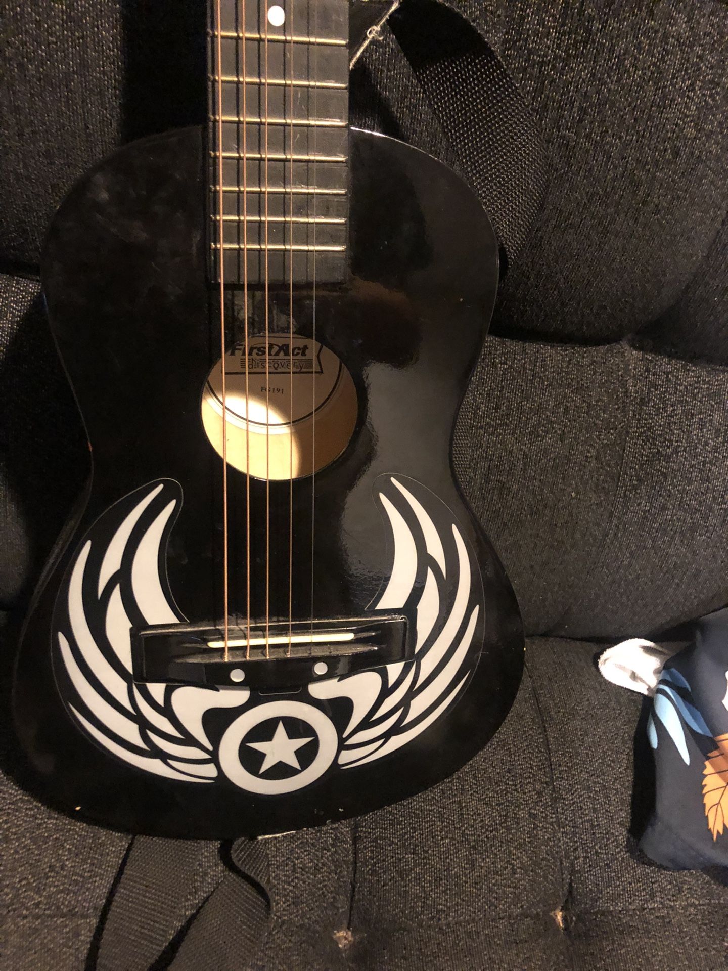 Kid guitar As Is Missing String