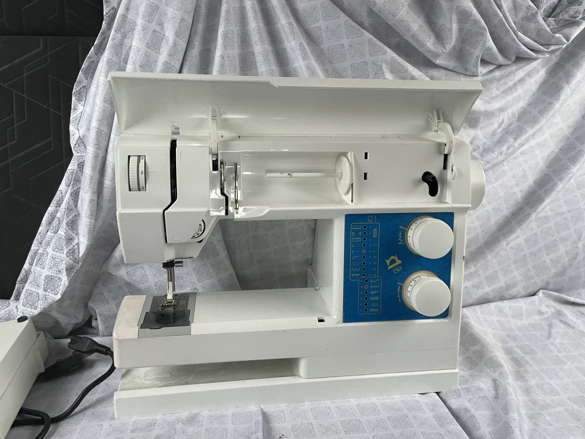 Husqvarna Viking Sewing Machine