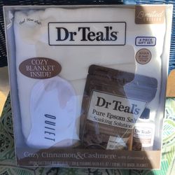 Dr. Teal’s Four Piece Limited Edition Gift Set. Never Opened. NE Garland