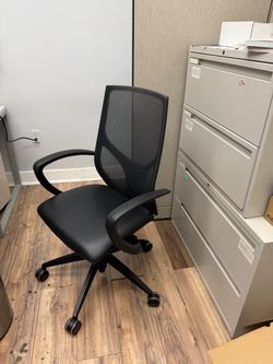 2 Office Chairs perfect