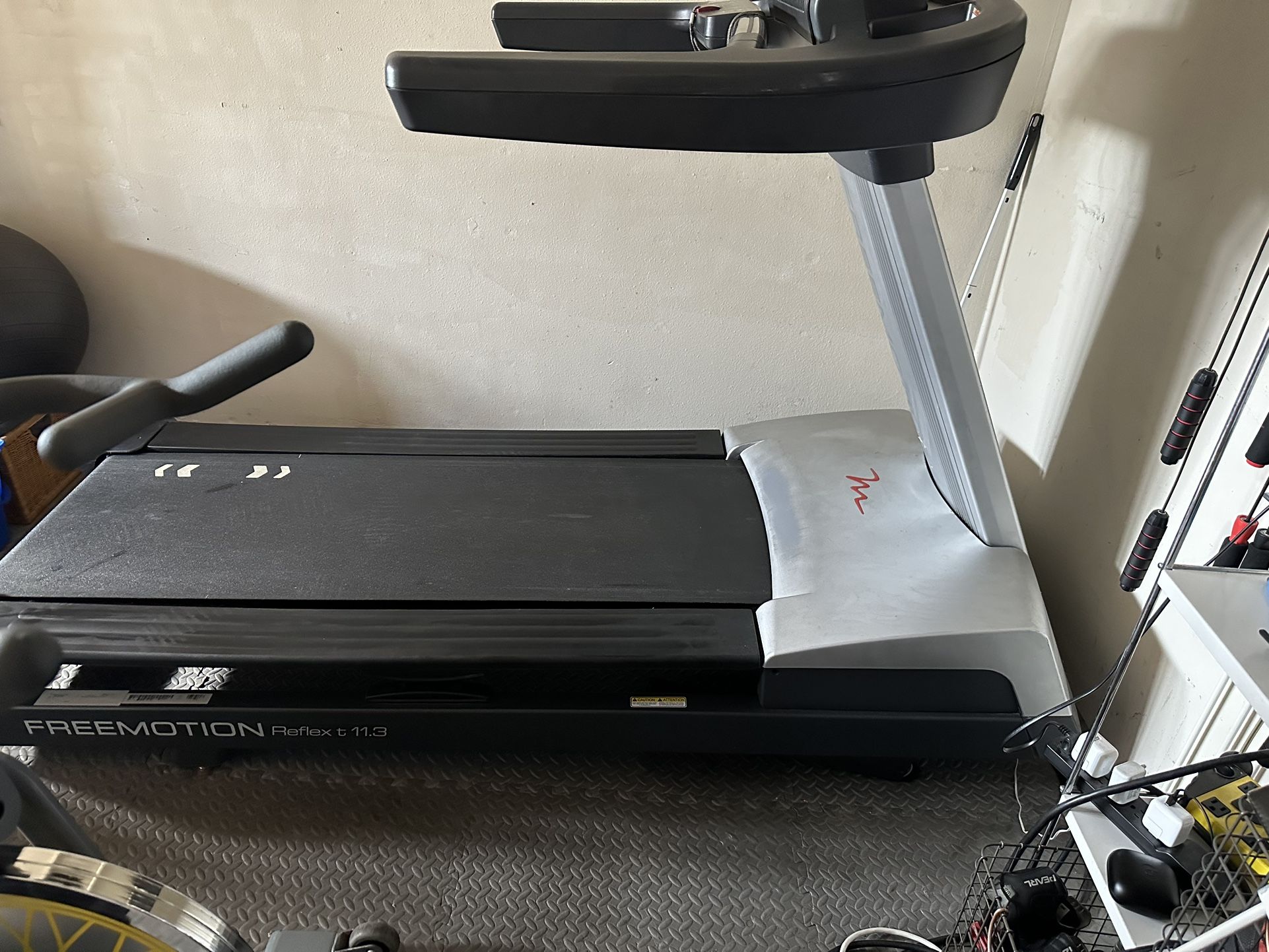 11.3 freemotion reflex treadmill cheap