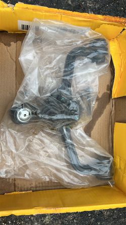 1 Crown Victoria Control Arm 