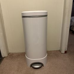 Diaper Genie 