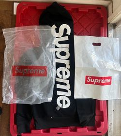 Supreme black hoodie