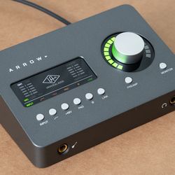 UAD Universal Audio Arrow 2x4 Thunderbolt 3 Audio Interface with DSP