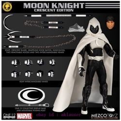 Mezco One:12 Collective Moon Knight Crescent Edition