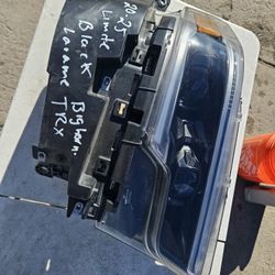 Dodge Ram  Trx Right Passenger Headlight Limited  Black  19 To 25