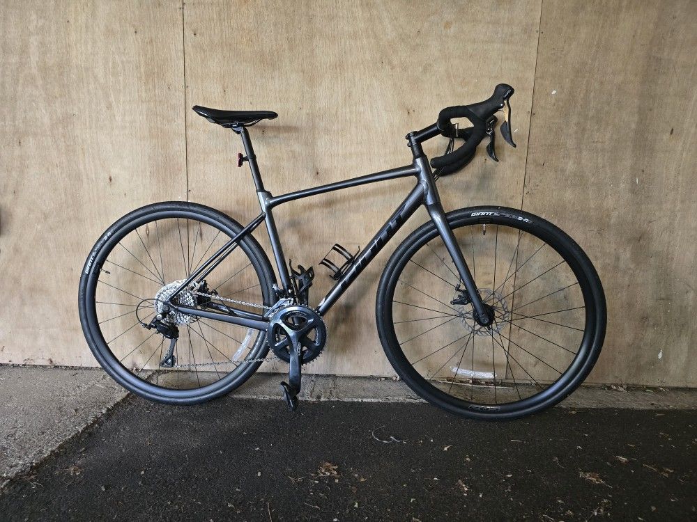 Giant Contend AR 3 Size M