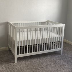 Baby Crib - White