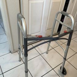 Drive Medical PreserveTech Deluxe Two Button Folding Walker