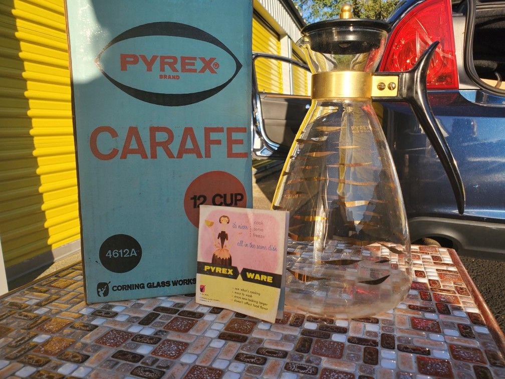 Vintage Pyrex Carafe