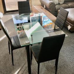 Florian Black Dining Set /Dining table and Chairs 
