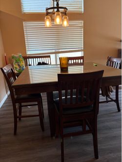 Table dining set
