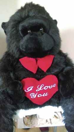 Valentines Day gorilla Plushie/ Peluche