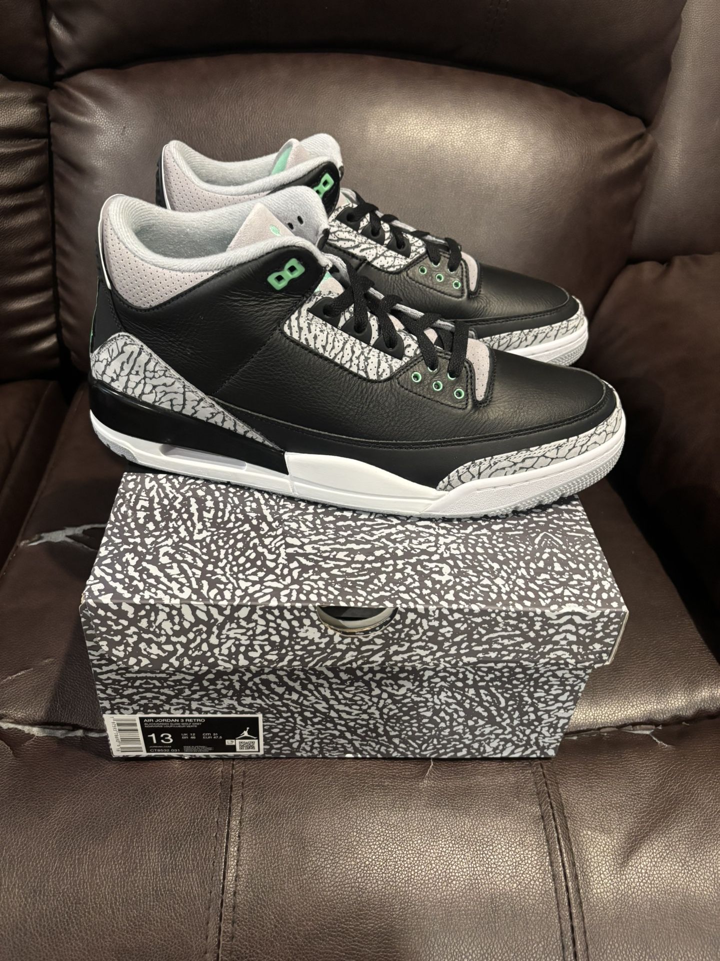 Nike Air Jordan 3 Retro Green Glow Size 13
