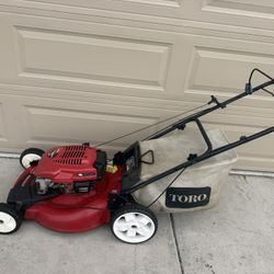 Self Propeller Toro Recycler 22” Lawn Mower – Fully Serviced 
