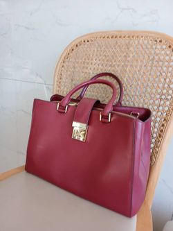 Michael Kors Mindy Md women's purse handbag leather burgundy wine red
