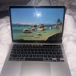 MacBook Pro (M1)