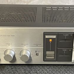 Vintage Pioneer SA-740 Stereo Amplifier 